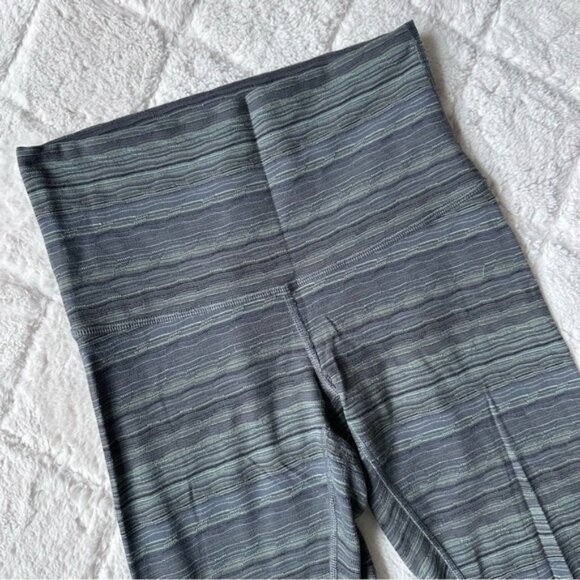 Lululemon | Wunder Under Pant III Cyber Stripe, Gator Green, Black | Size 6 - Picture 5 of 13